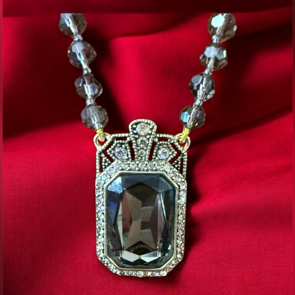 Heidi Daus Signed Necklace With Swarovski Crystals